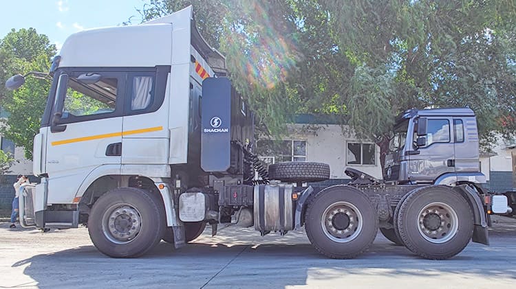 Shacman Truck Manufacturer Made in Which Country in Sierra Leone
