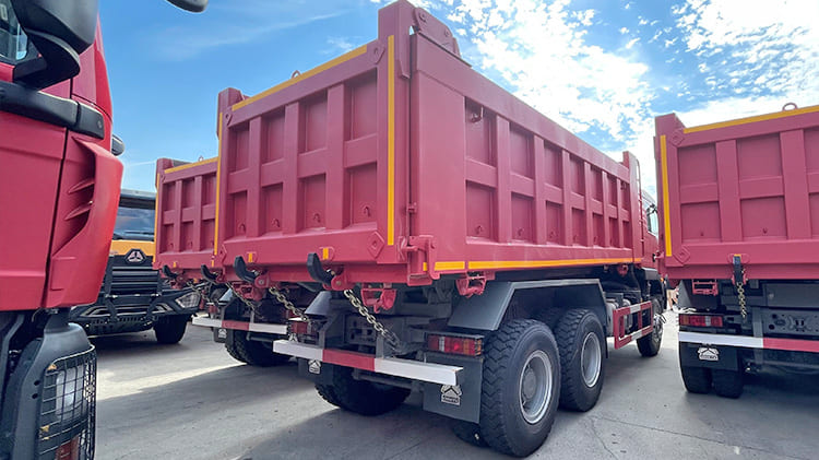 Howo 6x4 10 Wheeler Dump Truck Price for Sale in Sierra Leone