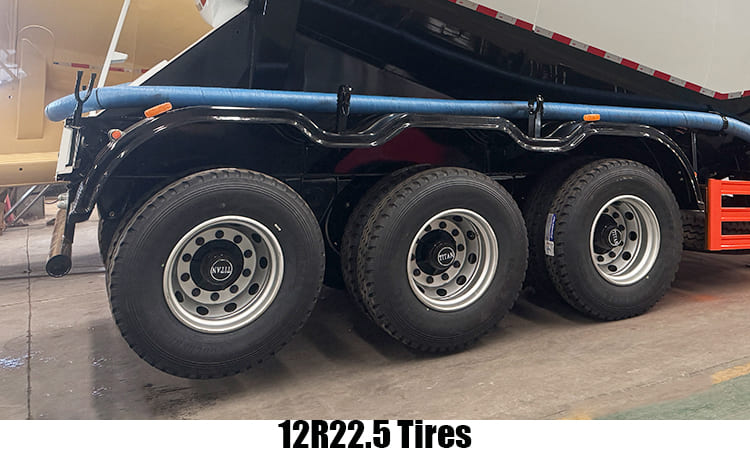 Silo Bulk Cement Tank Trailer Truck in Sierra Leone