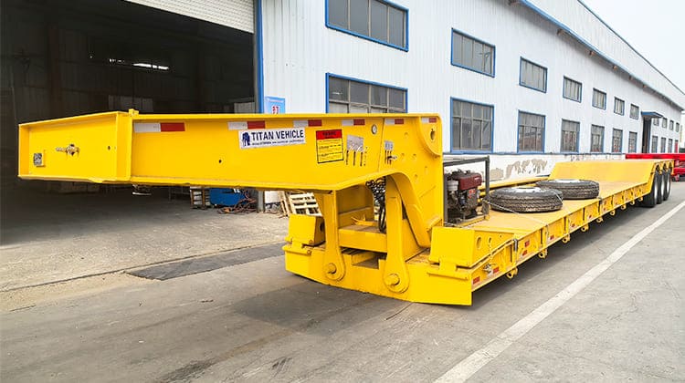 70 Ton Gooseneck Lowboy Trailer Truck for Sale in Sierra Leone