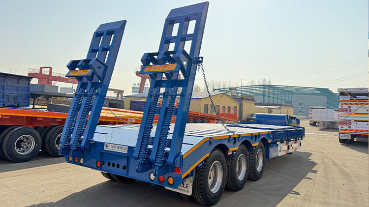 3 Axle 40 Feet Ft Low Low Bed Semi Trailers Price for Sale in Sierra Leone