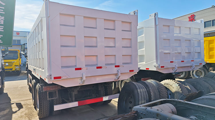 Howo 371 6x4 Dump Truck for Sale in Sierra Leone