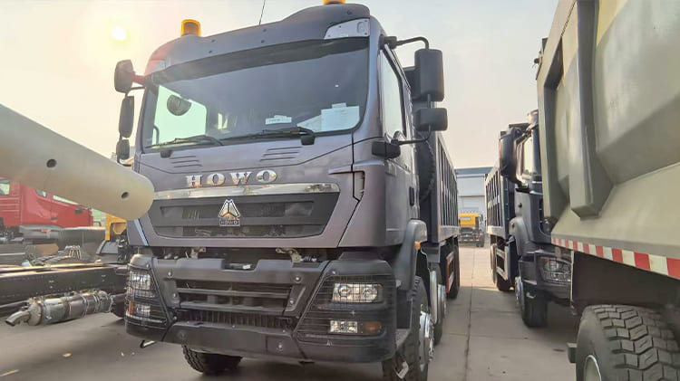 Sinotruk Howo TX 8X4 Dump Truck for Sale in Sierra Leone