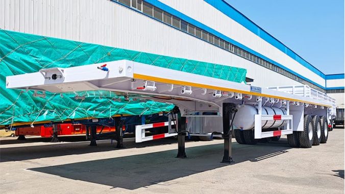 Tri Axle Flatbed Semi Truck Trailer